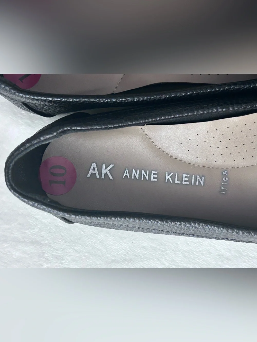 Anne Klein Women’s Black Pebbled Loafers with Silver Medallion Size 10
